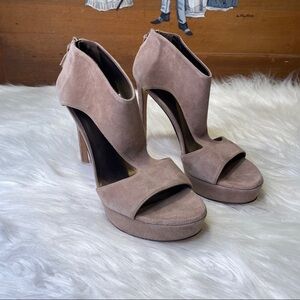Stuart Weitzman Hot Stuff T-Strap Platform Sandal in Haze Suede Size 9M NWT